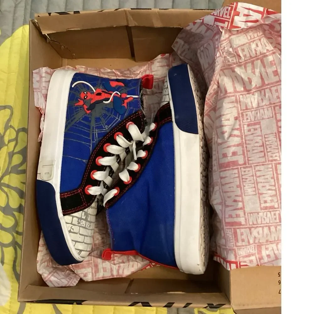 Ground Up Marvel Spider-Man High Top Sneakers sz 4